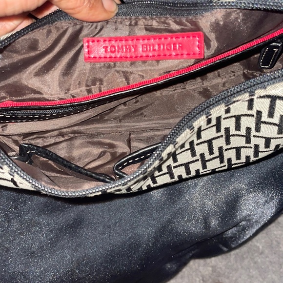 Vintage Tommy Hilfiger Shoulder Bag - Picture 2 of 3